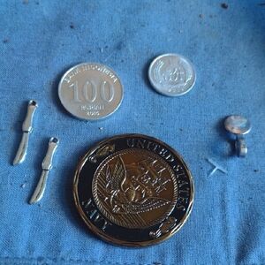 United States Navy Metal Coin+Bonus Items